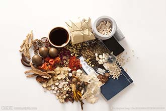 什么是性白癜風的脫色表現